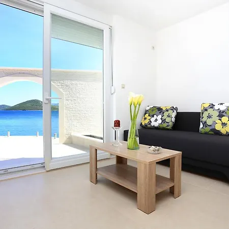 Apartment 10031a *